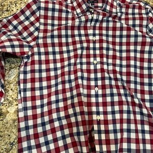 Men’s GAP long sleeve classic fit button down large shirt.  NWOT